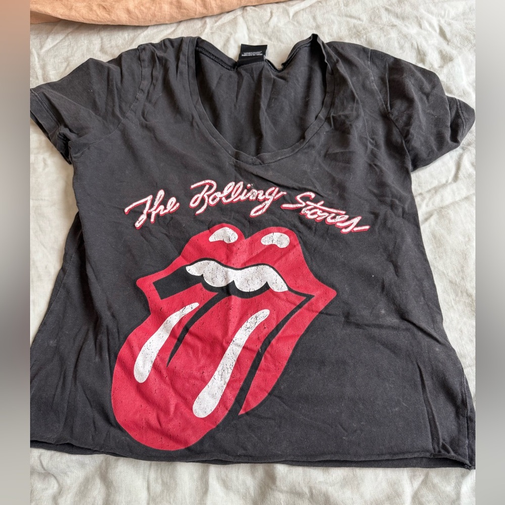 Black Rolling Stones Tongue Logo Short Sleeve cropped Tee
